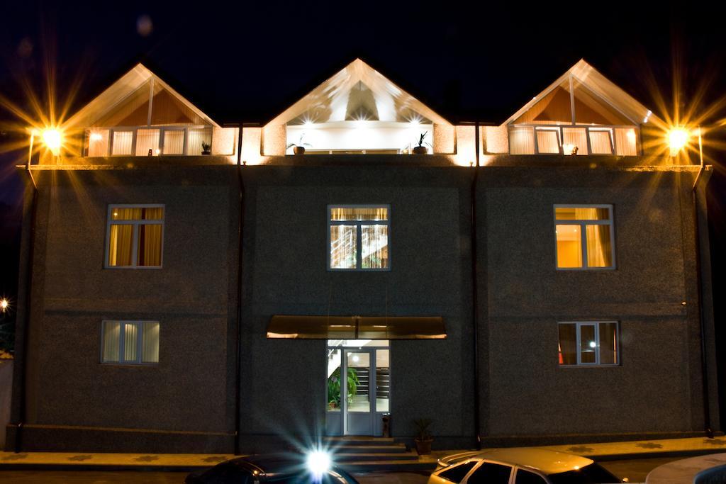 Laguna Hotel Vanadzor Eksteriør billede