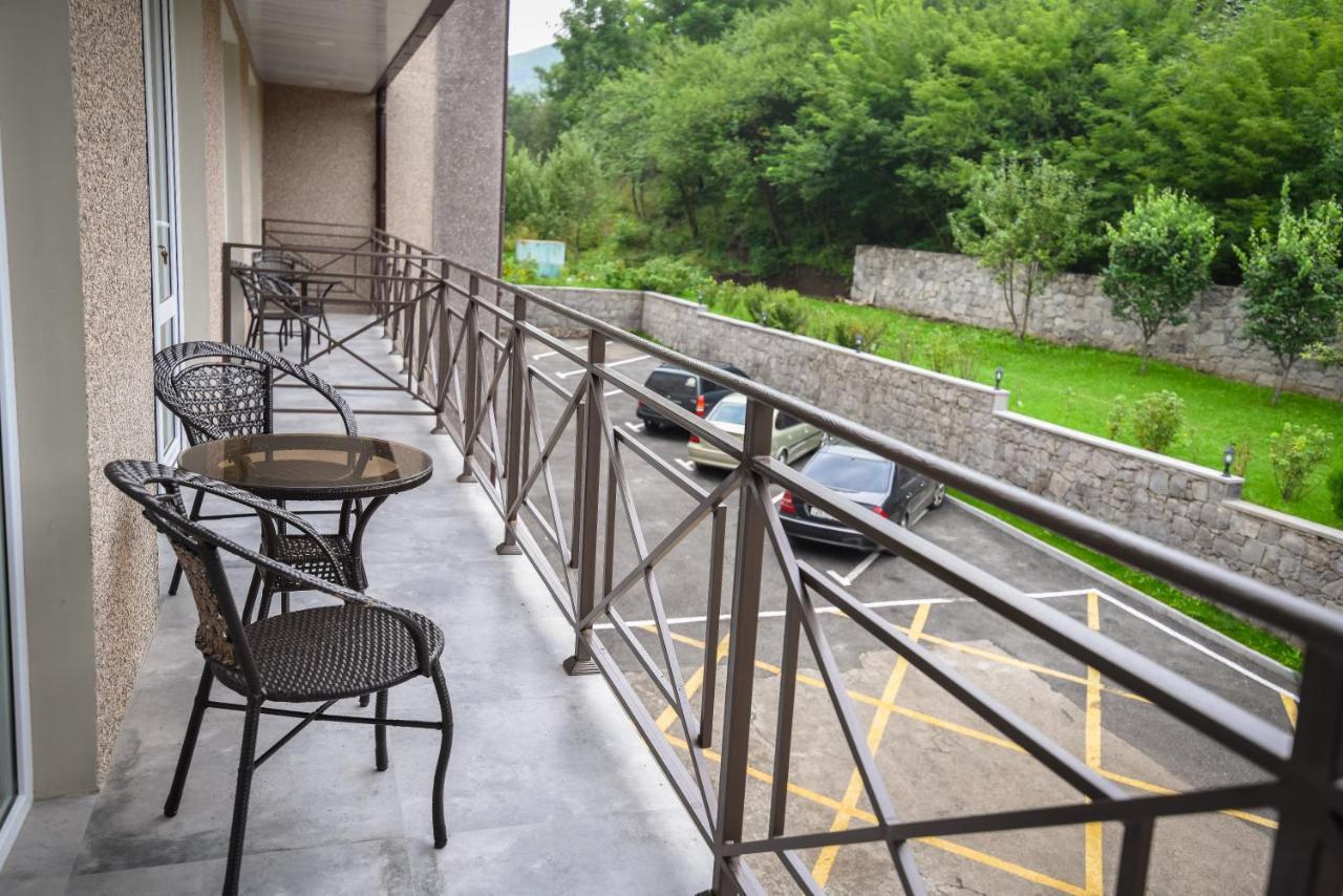 Laguna Hotel Vanadzor Eksteriør billede