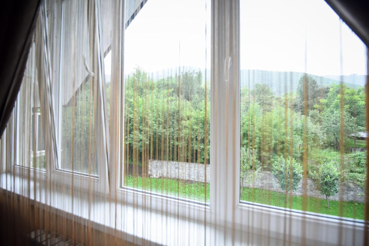 Laguna Hotel Vanadzor Eksteriør billede